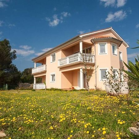 Apartments Doris, Krk Veglia Exterior foto